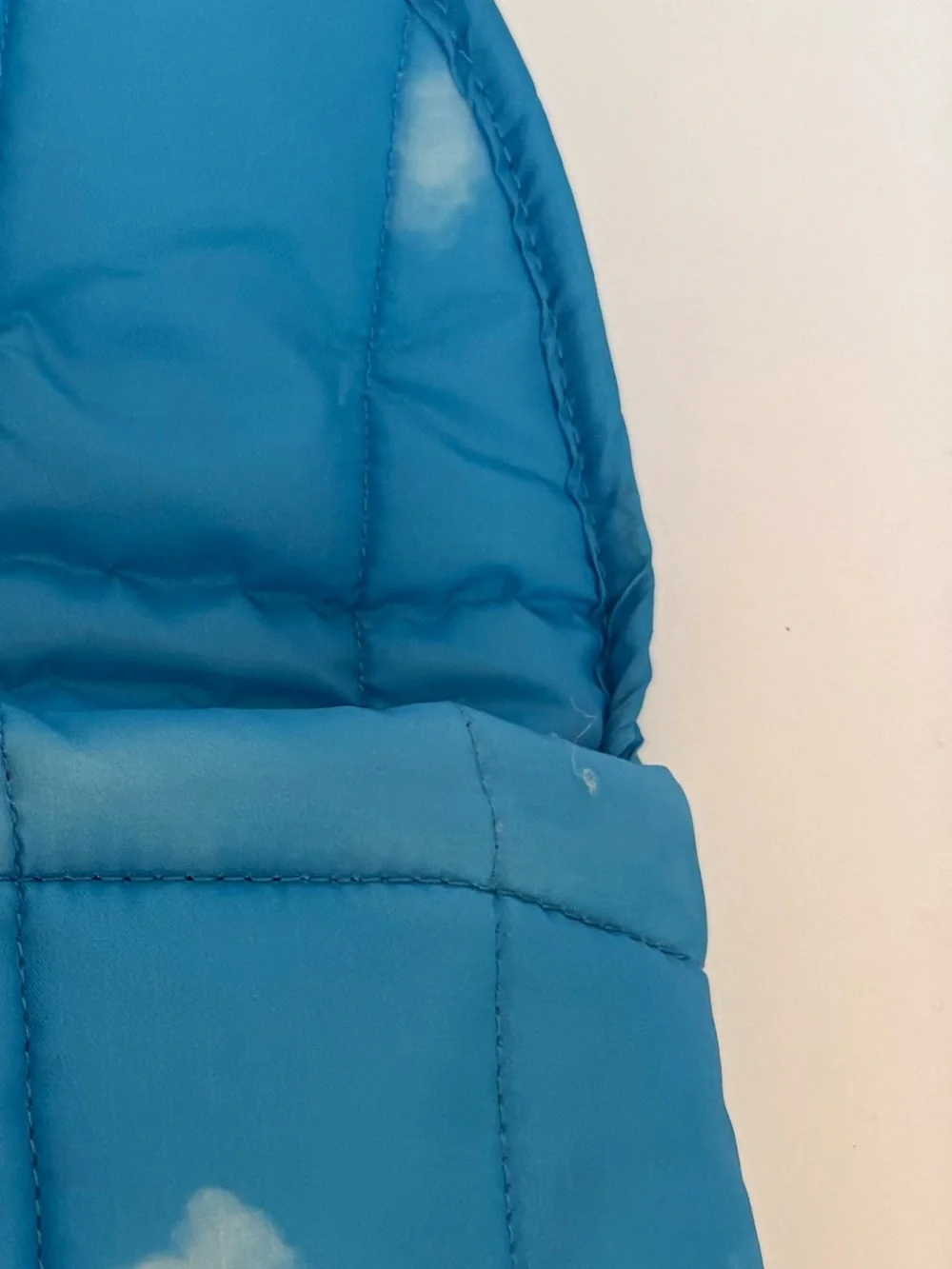 NWOT BAGGU Puffy Laptop Sleeve 16